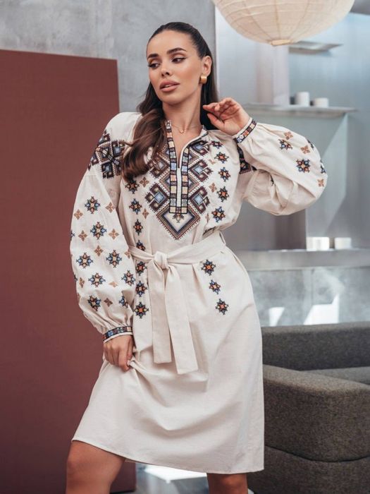 Сукня вишита ,сукні вишиванки .Ціни різні