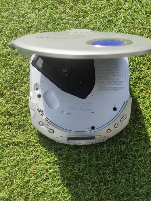 Sony D-E351 | Leitor de CD Portátil | Com Caixa, Manuais e Carregador