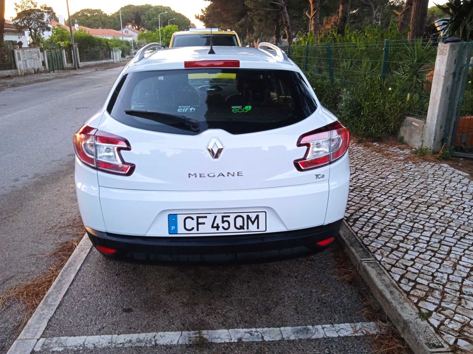 Renault megane sport tourer — photo 5