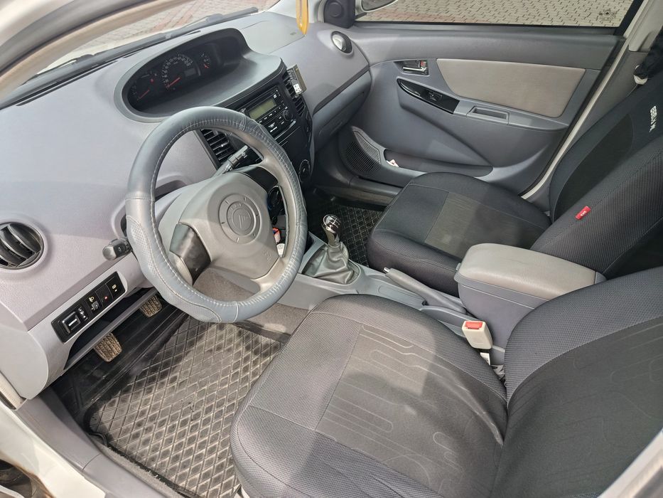 Продам автомобіль Geely MK 2