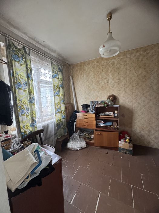 Продам Трехкомнатную квартиру на Юбилейной ул.Содружества.