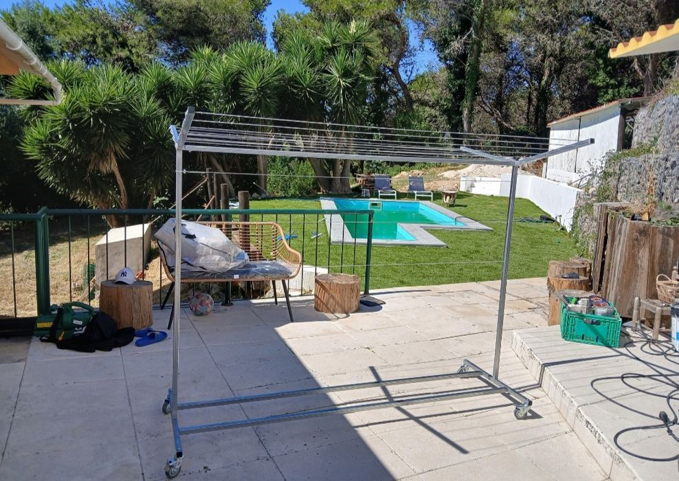 Estendal grande com rodas novos