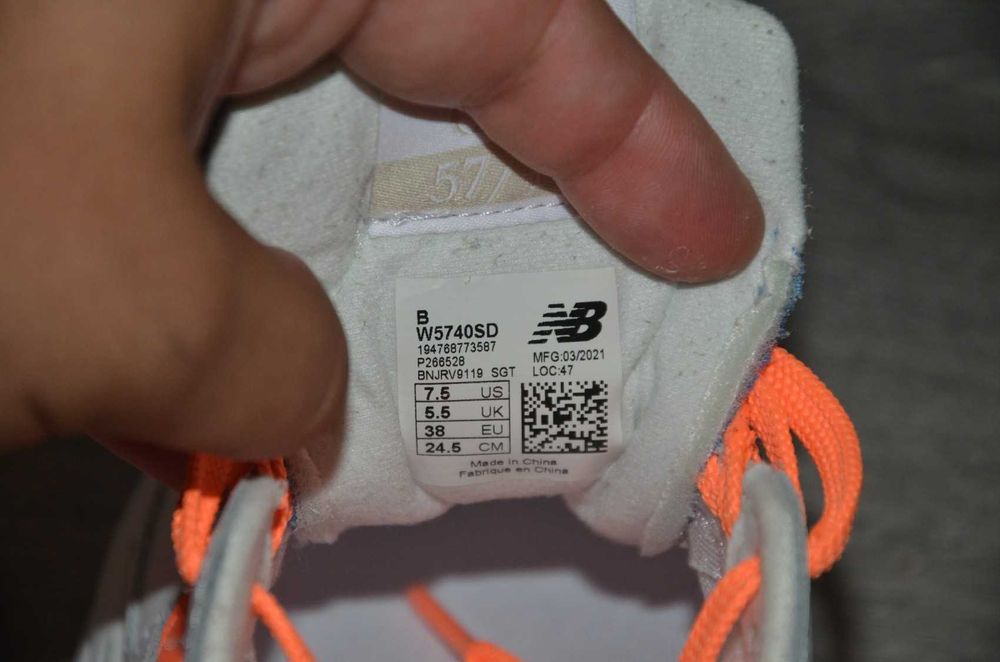 Продам кросівки Фірма New Balance 57/40.