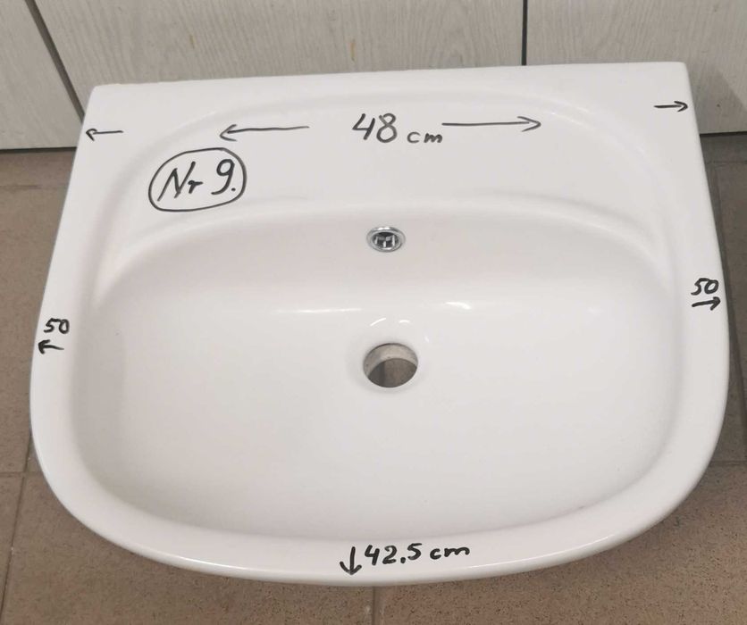 Umywalka ceramiczna - nr 3   lub   nr 9
