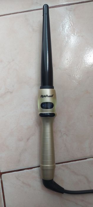 Ricky Parodi - ferro de frisar profissional