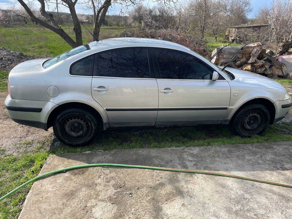 Автомобіль Volkswagen Passat, 2003 р.в.