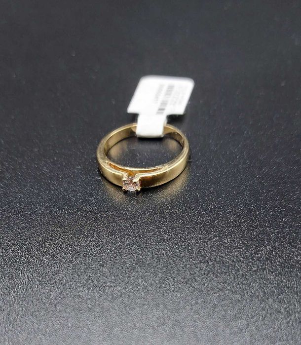 Złoty pierścionek z cyrkonią 585 GOLD MONEY