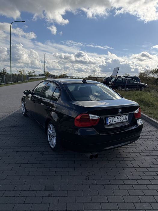 Sprzedam BMW e90 320i