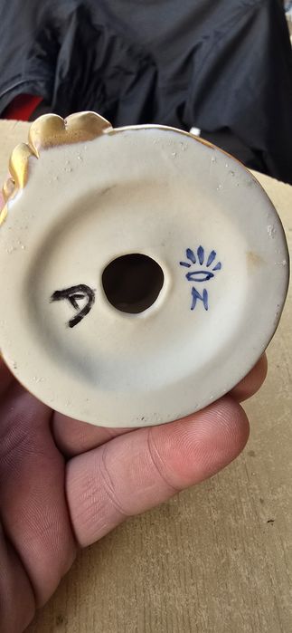 Старинная коллекционная фарфоровая статуэтка Capodimonte Каподимонте