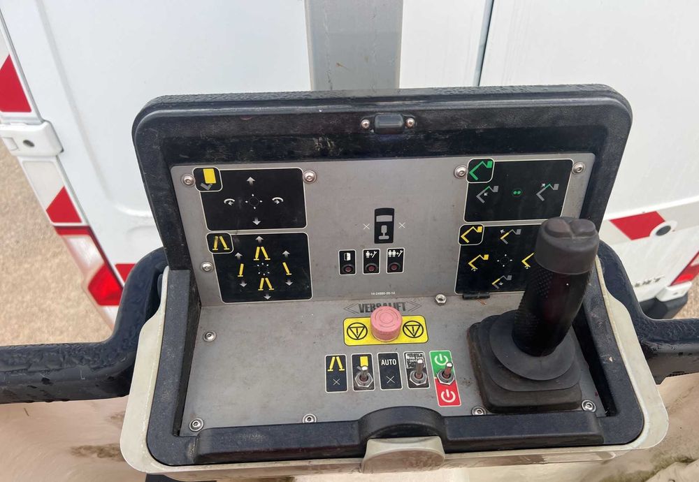 Plataforma elevatoria / Barquinha / grua