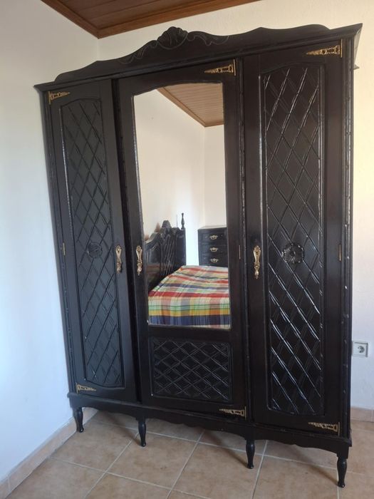 Mobilia de quarto ler anúncio