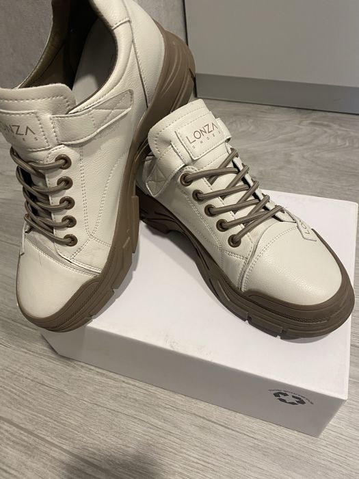 Слипоны Лонза кожа