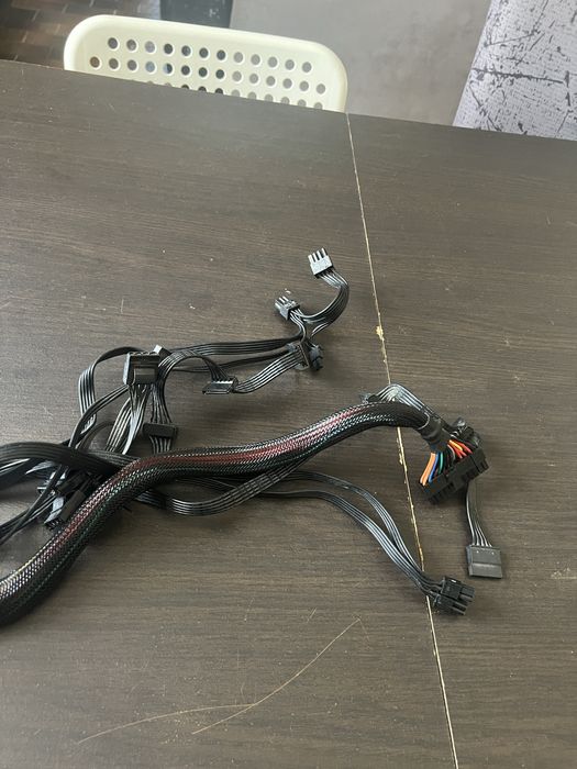 Fonte de alimentação Supersonic 520W