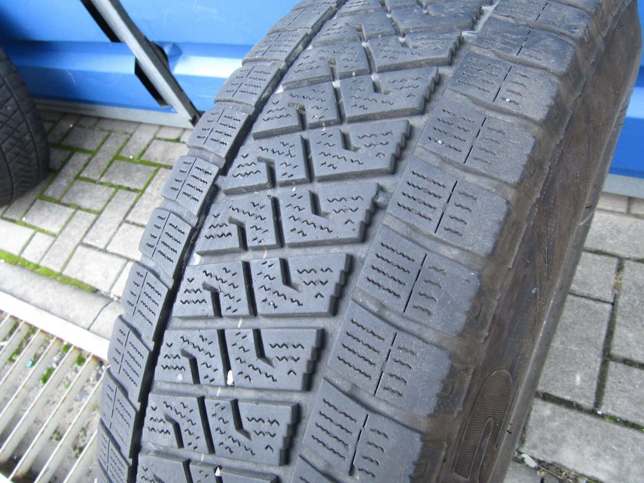4 koła 16" Felgi Opony zimowe Renault Master 10 - 24 / Movano 10 - 21