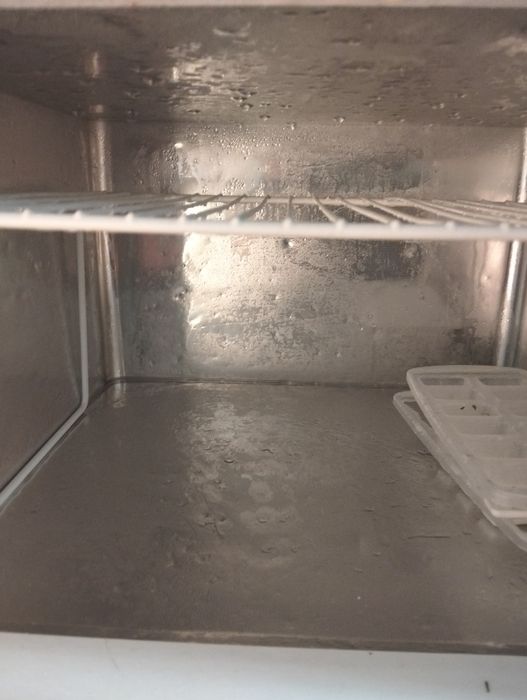 Frigorífico a trabalhar a 100%