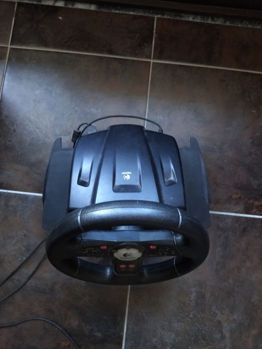 Volante gaming Logitech