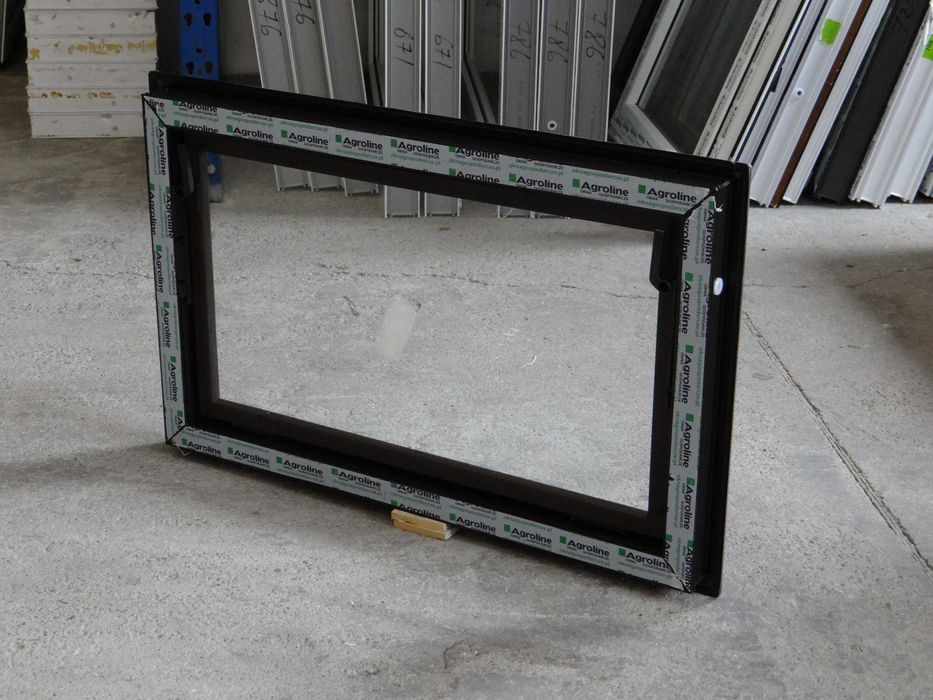 Darmowa Wysyłka !  Okno Gospodarcze 800x500 leżak magazynowy