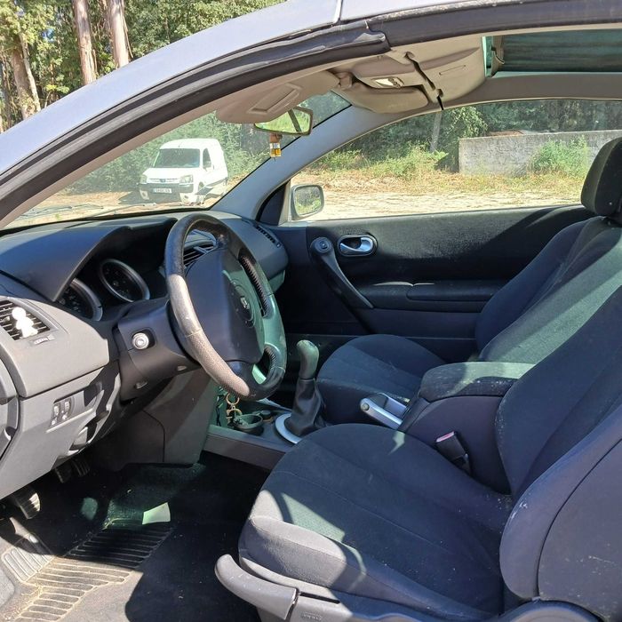 Renault Megane CC 1.6 de 2005 - Peças Usadas