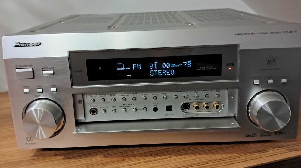 Wielokanałowy odbiornik Audio/Video PIONEER VSX-D2011-S/G.