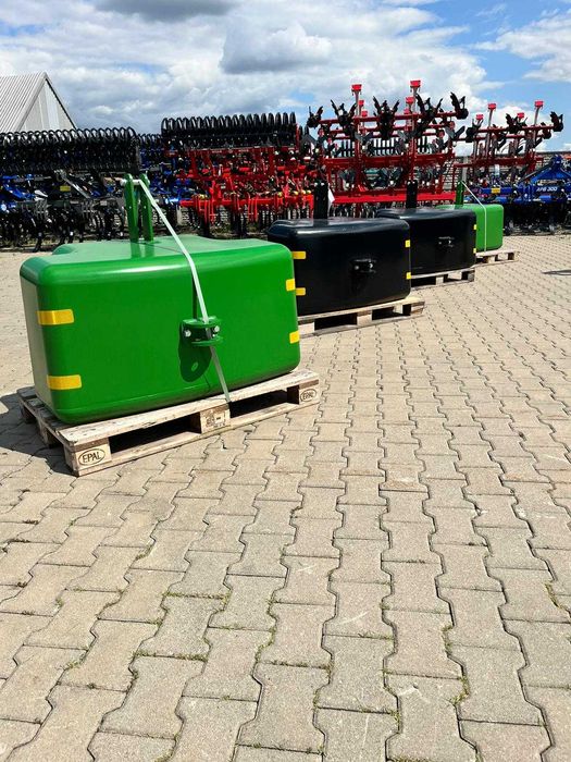 Obciążnik betonowy ECO TOP 600 kg New Holland