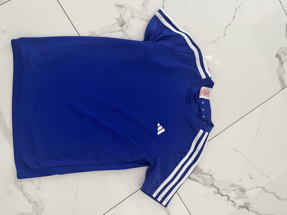 Koszulka Adidas  9/10 lat