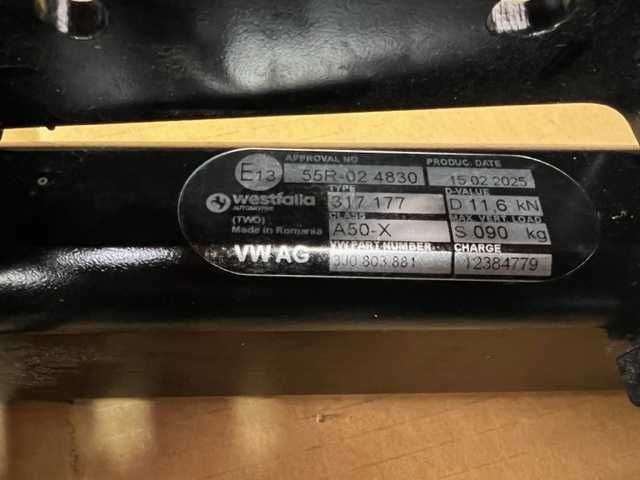 VW Volkswagen passat b9 hak holowniczy oryginał elektryczny