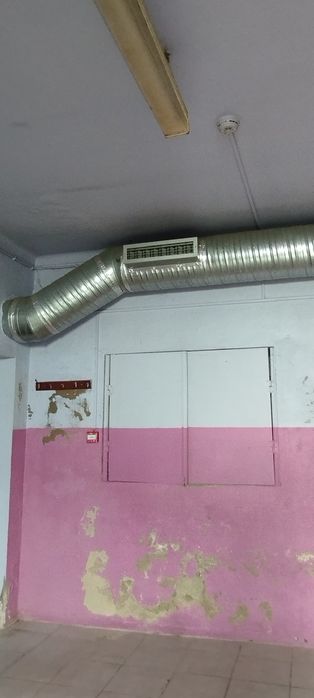 Vendo extrator de fumos com pouco. Uso