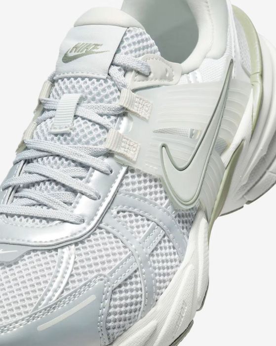 Кросівки V2K run Nike