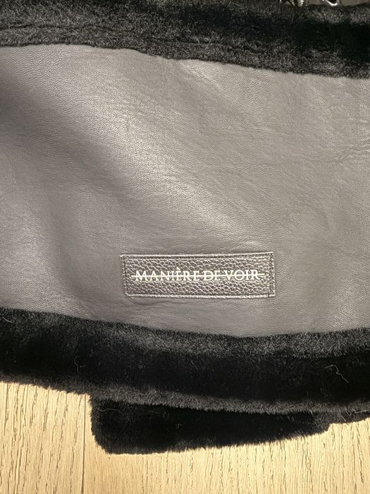 Жіноча дублянка Maniere De Voir M чорна з поясом