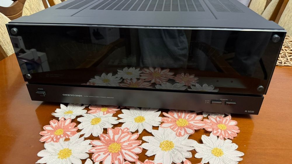 Końcówka mocy Onkyo M-5030 / bardzo dobry stan