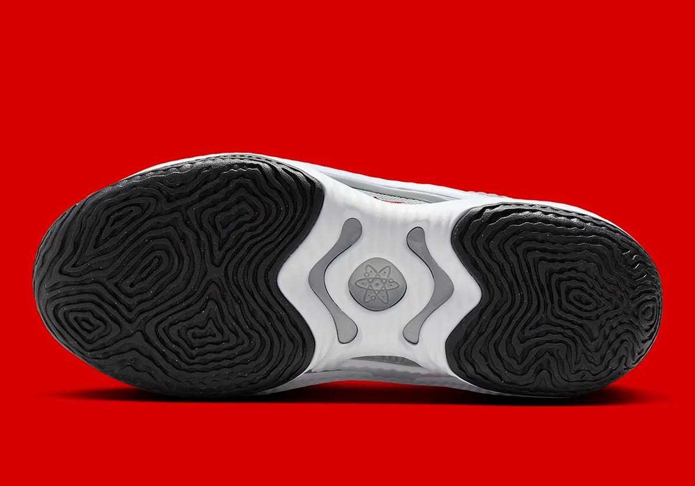 Оригінал! Кросівки Nike COSMIC UNITY 3 DV2757-005 US 9 (27 см)