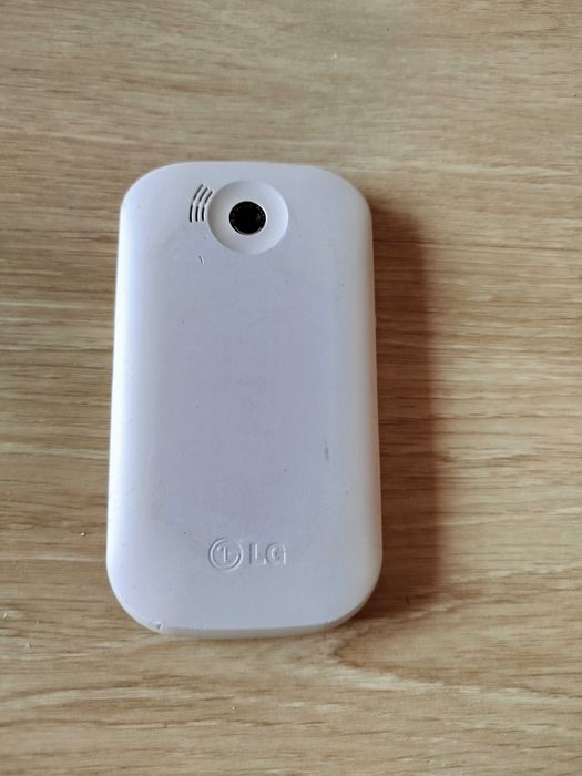 Telemóvel LG C360 (para peças)