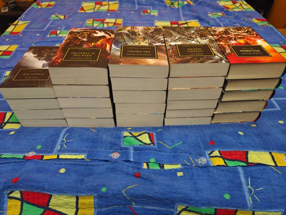 Herezja Horusa - zestaw 25 książek