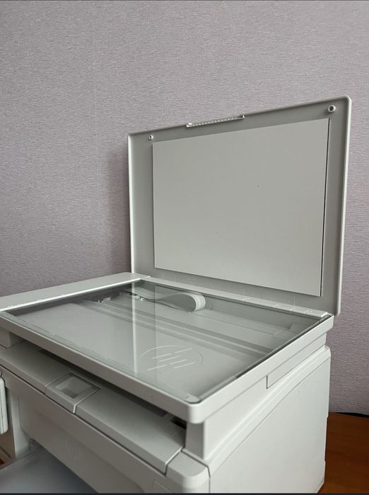 Лазерний принтер - сканер Laser Jet Pro MFP M130a