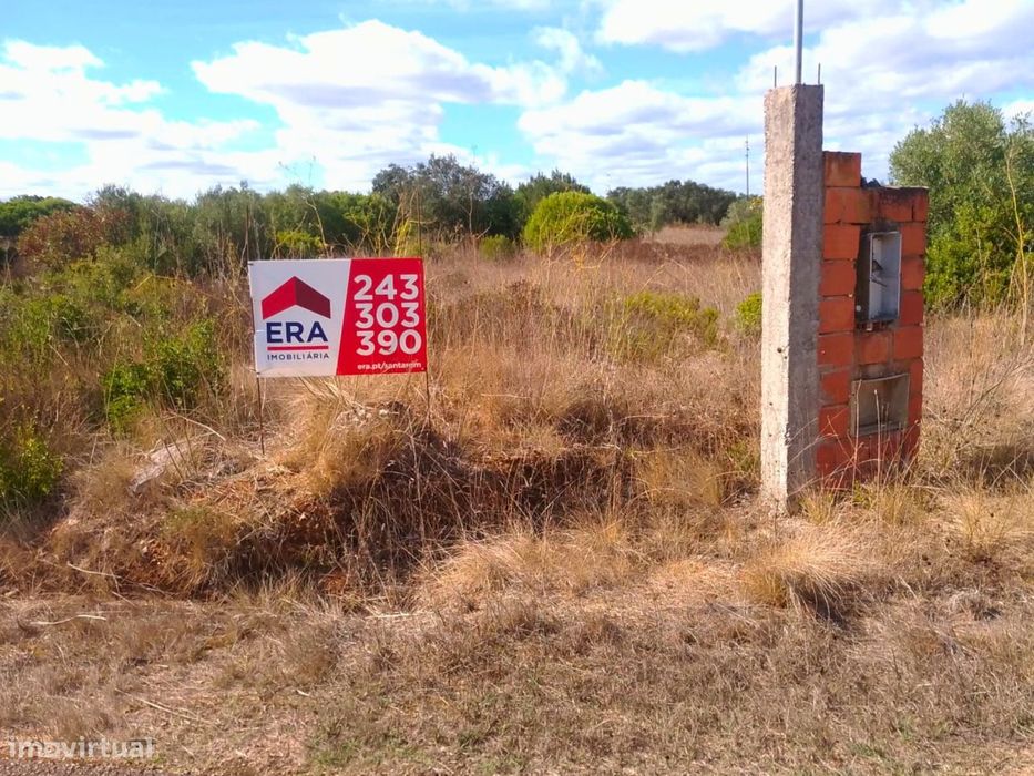 Terreno Rústico com 22.560 m² em Almoster