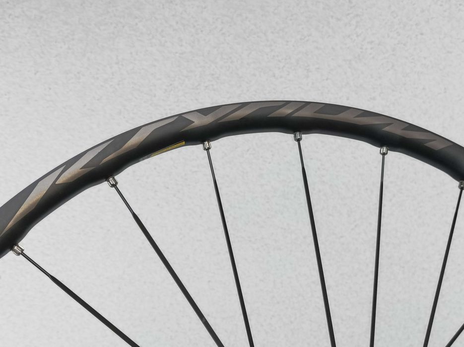 Mavic Ksyrium Elite Disc UST 12x142 Center Lock – tylne koło