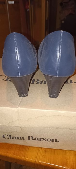Granatowe buty na obcasie 41 graceland