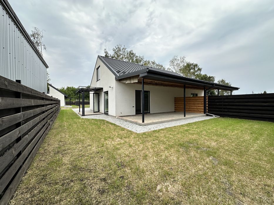 Компактний дуплекс в Котеджному містечку.