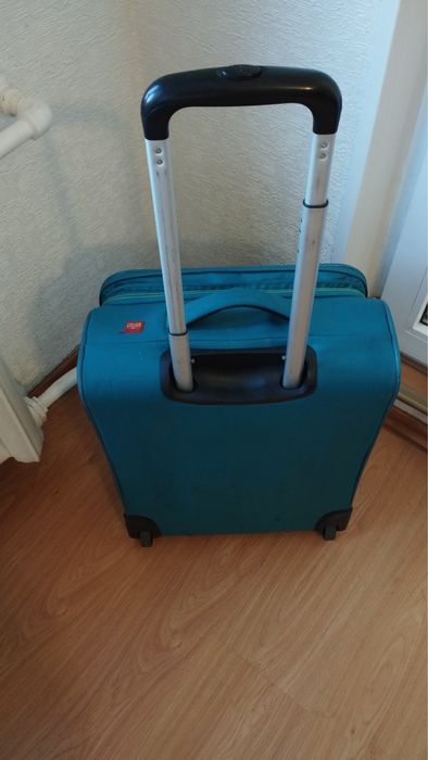 Чемодан 50/37/15