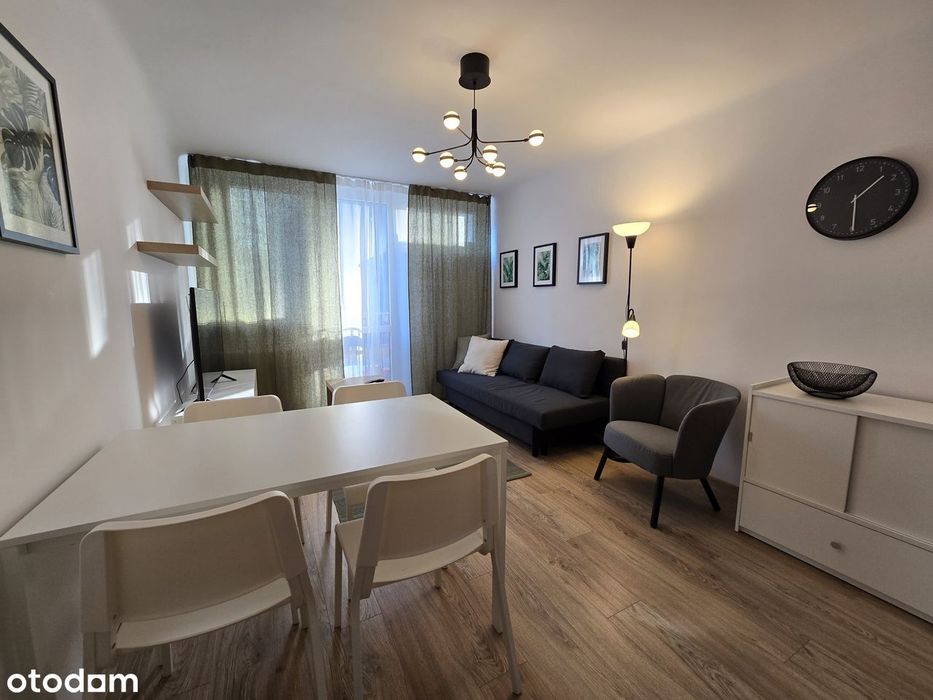Grzybowska 9 | 3 Pokoje | 48 M² | Winda | Centrum