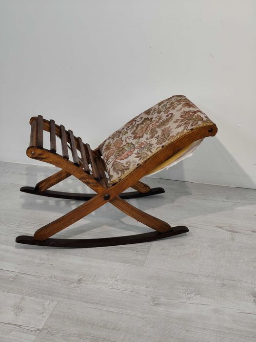 Podnóżek Na Płozach Z Poduszką