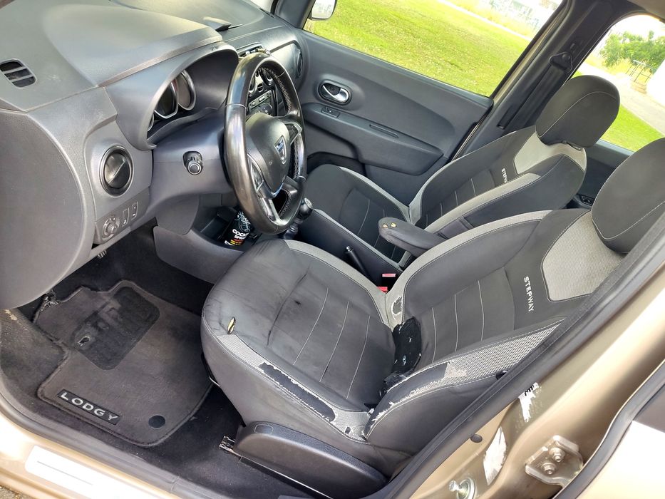 Dacia lodgy 2019 stepway 7 lugares muitos extras pronta a circular