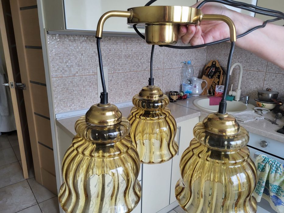 Люстры                       .