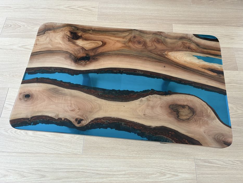 Stolik kawowy 54x90 cm naturalne drewno zaokrąglone rogi