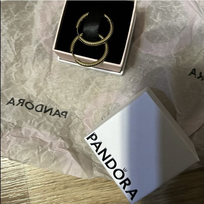 Сережки PANDORA для намистин.