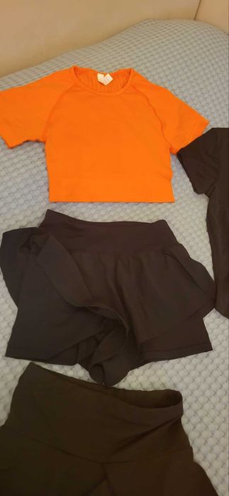 Комплект для тренировок и йоги Adidas by Stella McCartney, шорты юбка 2 шт Hey Becca, летний сарафан макси Shein (принт Missoni)футболка Nike Dri-FIT