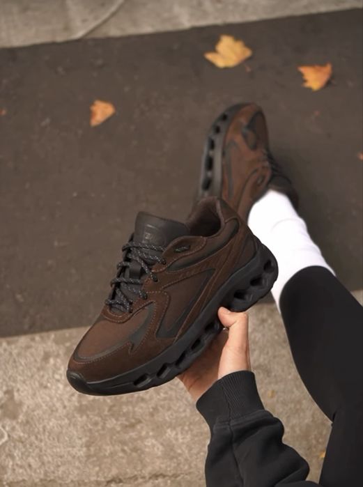 Женские кроссовки Ultera