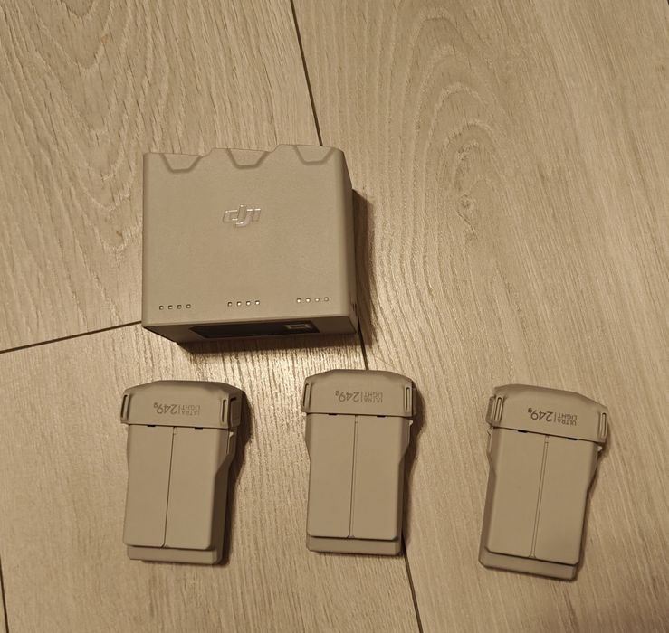 DJI mini 4 pro zestaw  Fly  More Combo + akcesoria