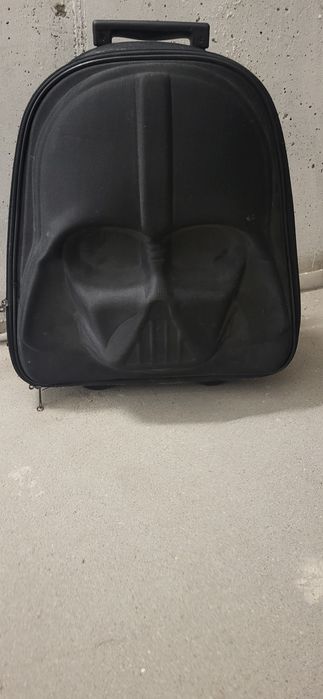 Walizka dziecięca na kółkach