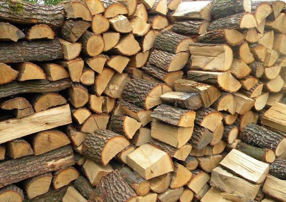 Drewno kominkowe dąb opałowe sezonowane opał drzewo buczyna liściaste